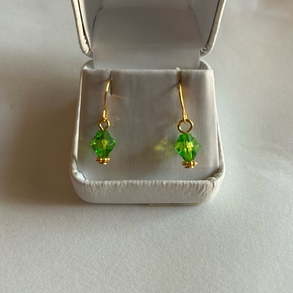 3/$20 Green Crystal Ornate Gold Plated Dangling Drop Earrings - Picture 1 of 3